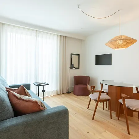 Chic 1-br Flat In Award-winning Building Apartment