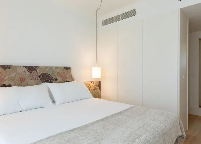 Apartment Chic 1-br Flat In Award-winning Building Porto