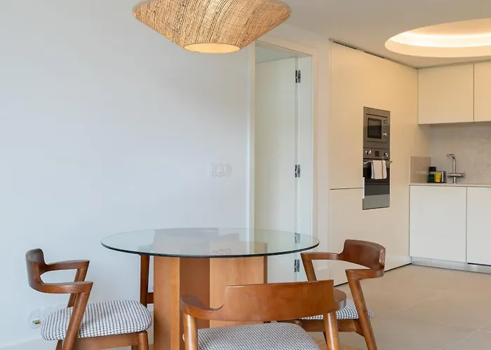 Apartment Chic 1-br Flat In Award-winning Building Porto