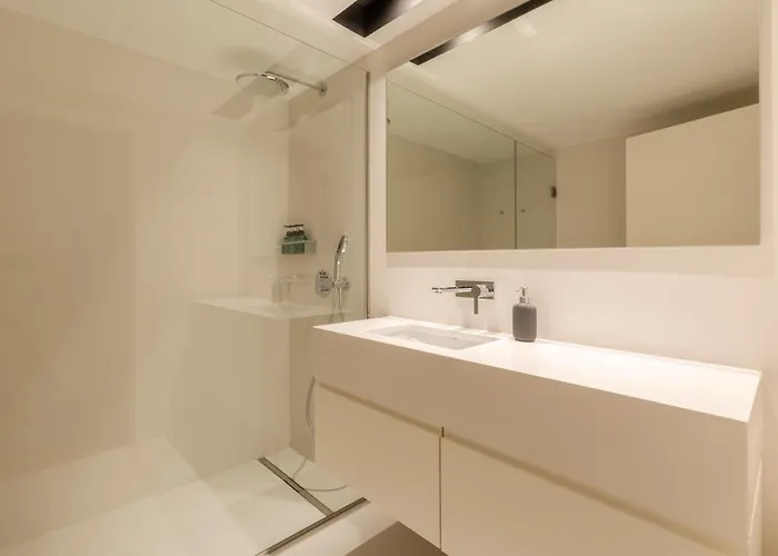 Chic 1-br Flat In Award-winning Building Apartamento Porto