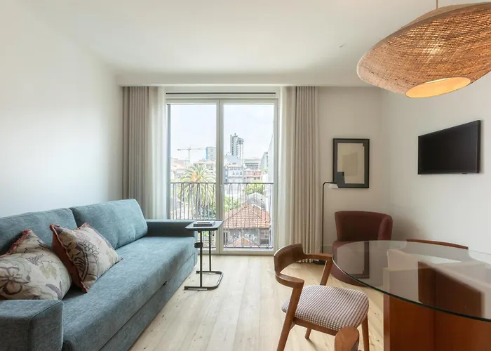 Apartamento Chic 1-br Flat In Award-winning Building Porto