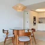 Appartamento Chic 1-br Flat In Award-winning Building Oporto