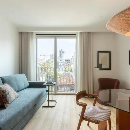 Appartamento Chic 1-br Flat In Award-winning Building Oporto